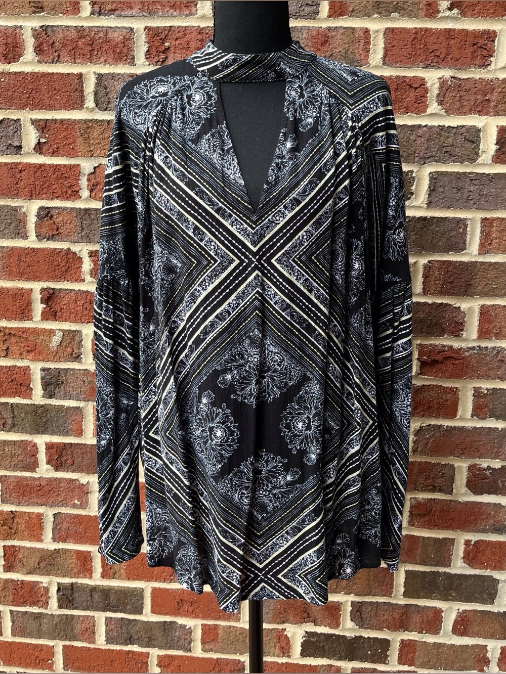 Vintage deadstock Free People black & white print paisley long sleeve - Medium